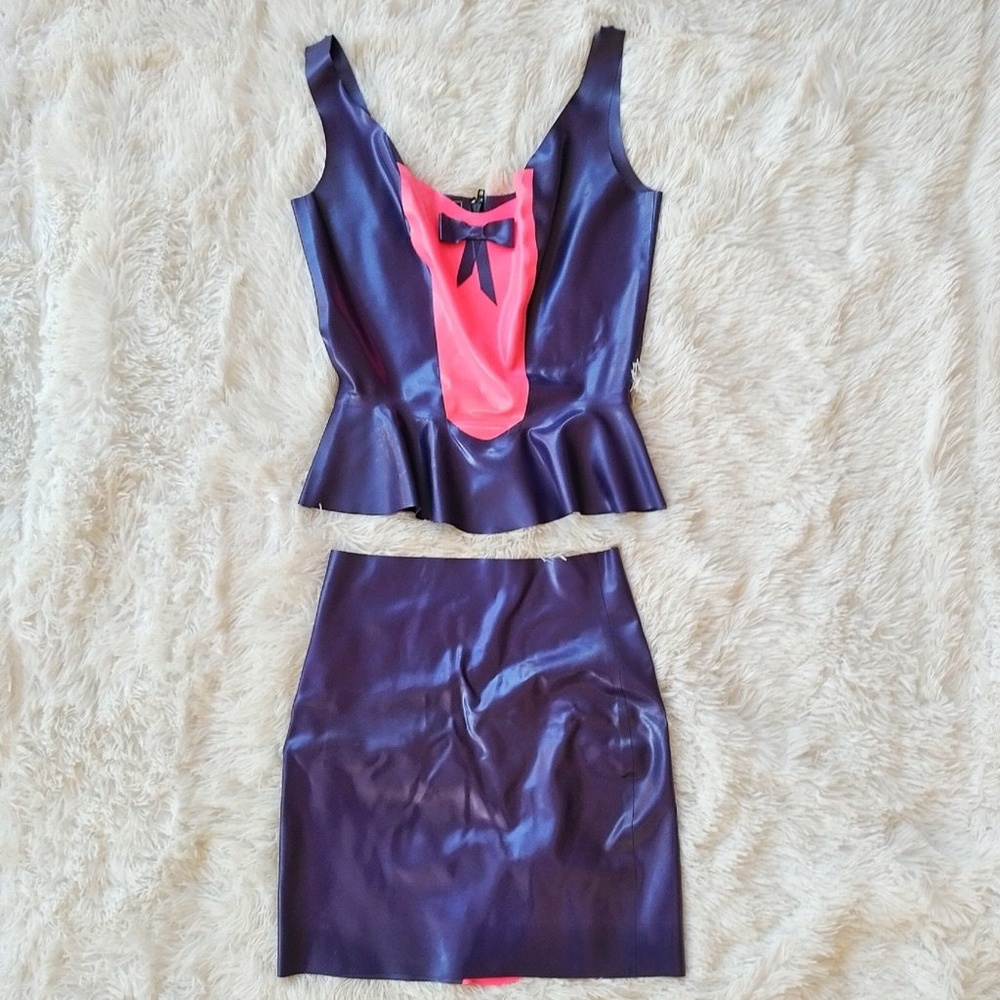 The Baroness New York Amethyst Latex 6-Gore Skirt